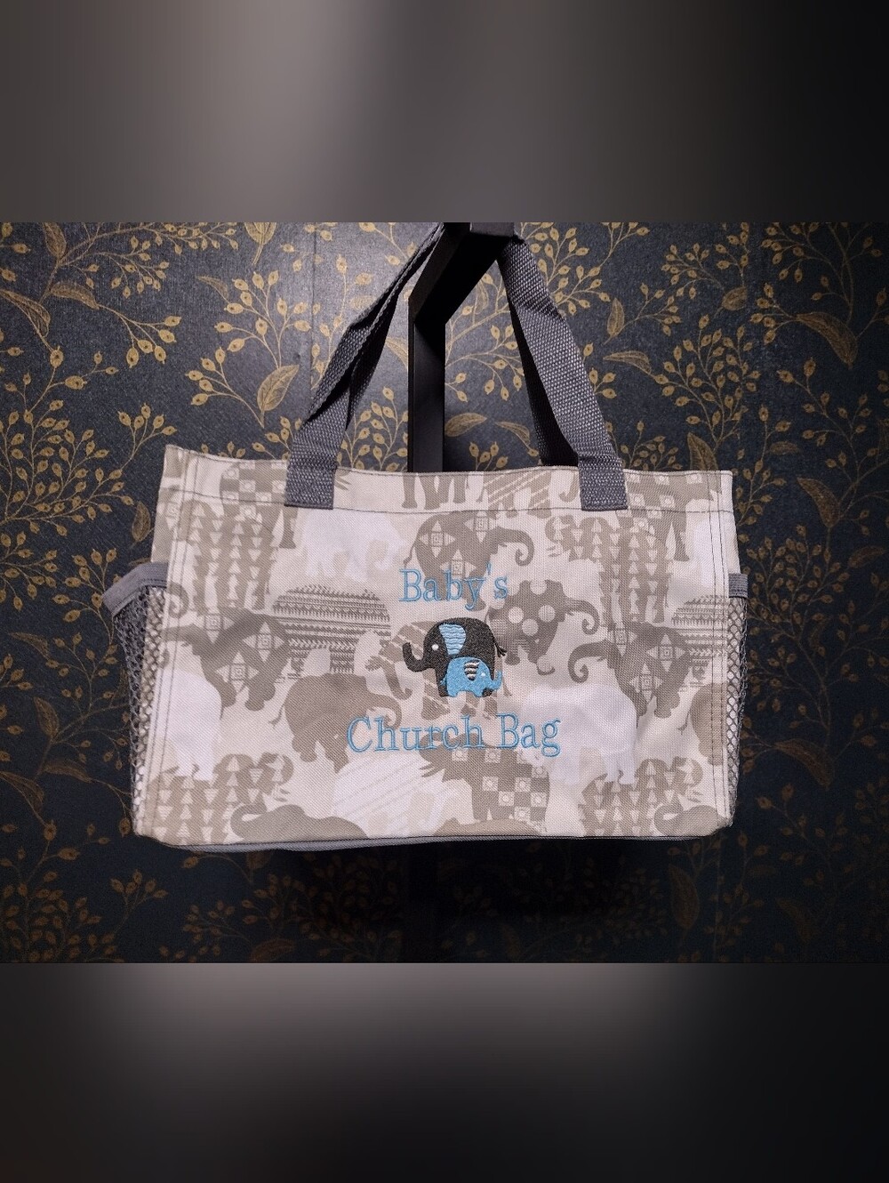NEW Thirty one elephant Parade All In organizer